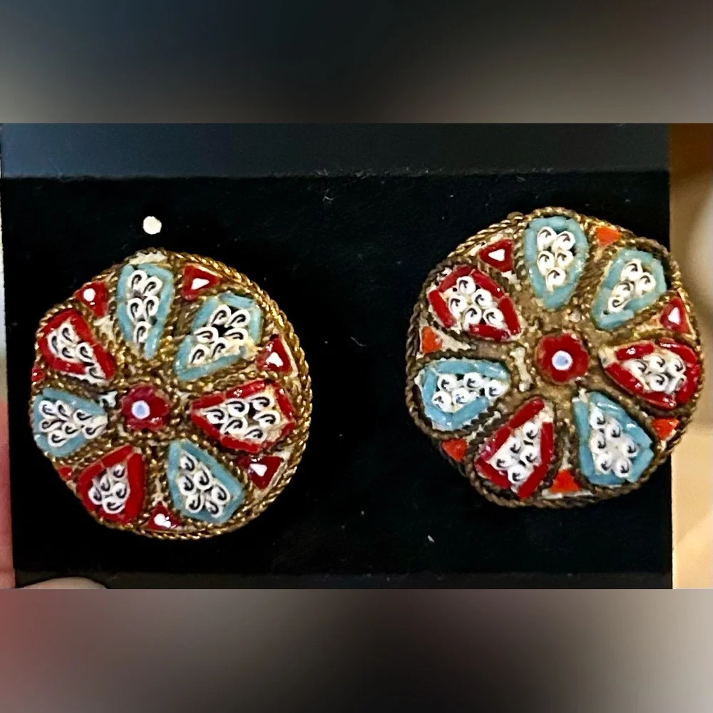Vintage  Micromosaic Clip on Earrings - Picture 6 of 14